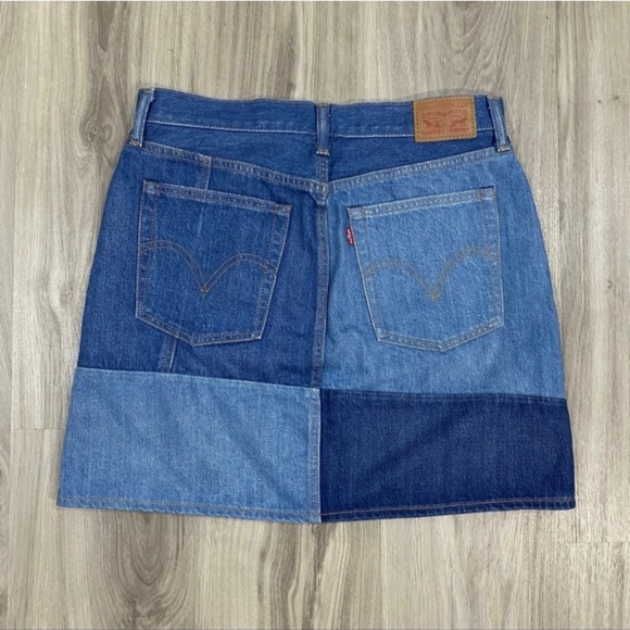 Levi’s x Anthropologie patchwork denim skirt size 25. - Picture 10 of 12